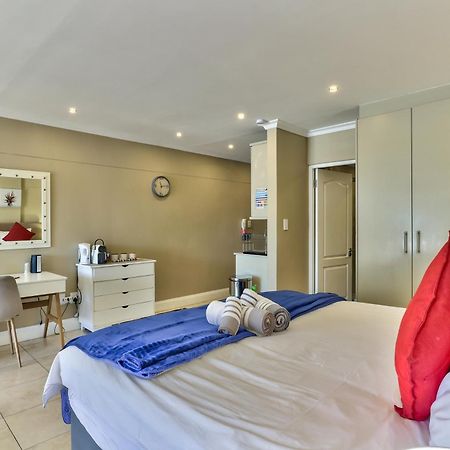 Firmont On Main Apartment เคปทาวน์ ภายนอก รูปภาพ